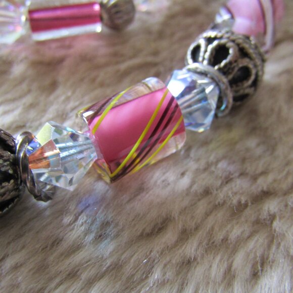 Vintage handcrafted sterling and glass necklace - Picture 4 of 8